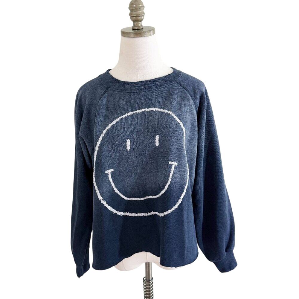 I Stole My Boyfriend’s Shirt Gray Ombre Smiley Face Sweatshirt Women's Sz Small